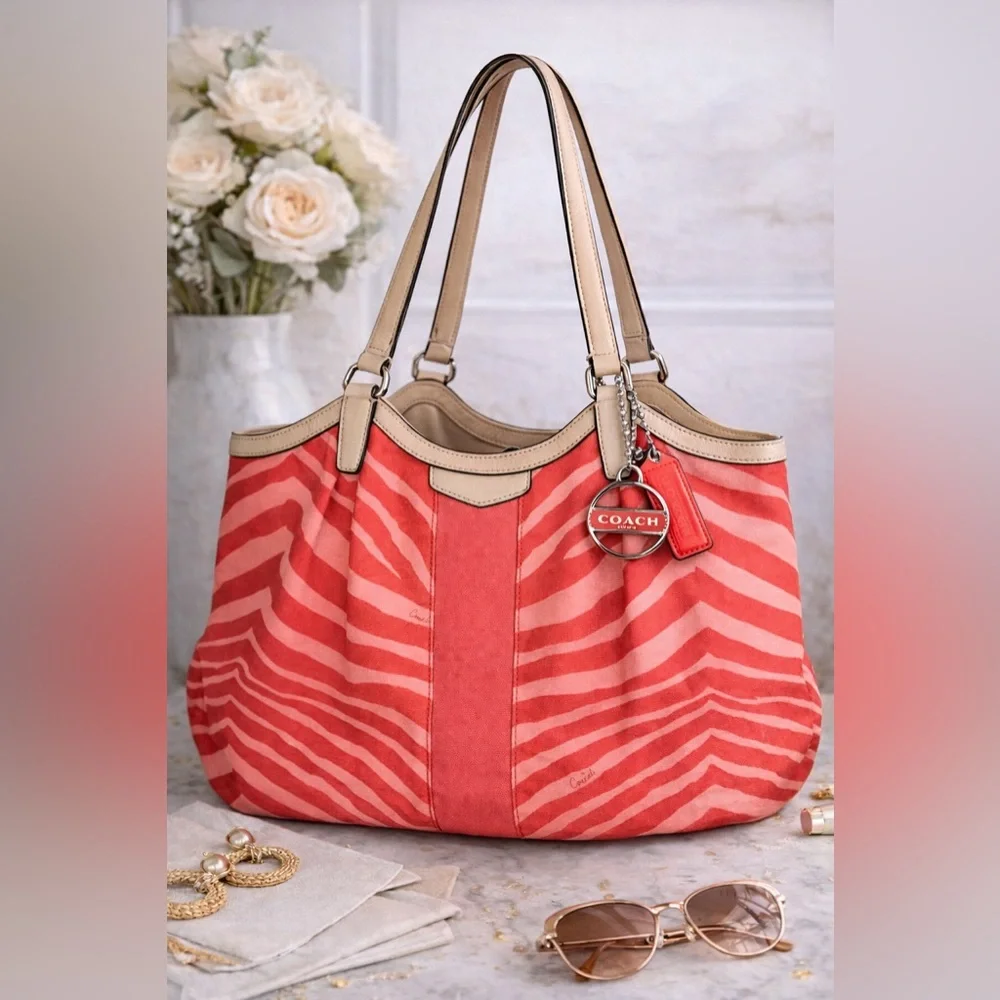 Coach Zebra Stripe Canvas Shoulder Tote w/ Double Hang Tags Beige Leather Trim - Picture 2 of 14